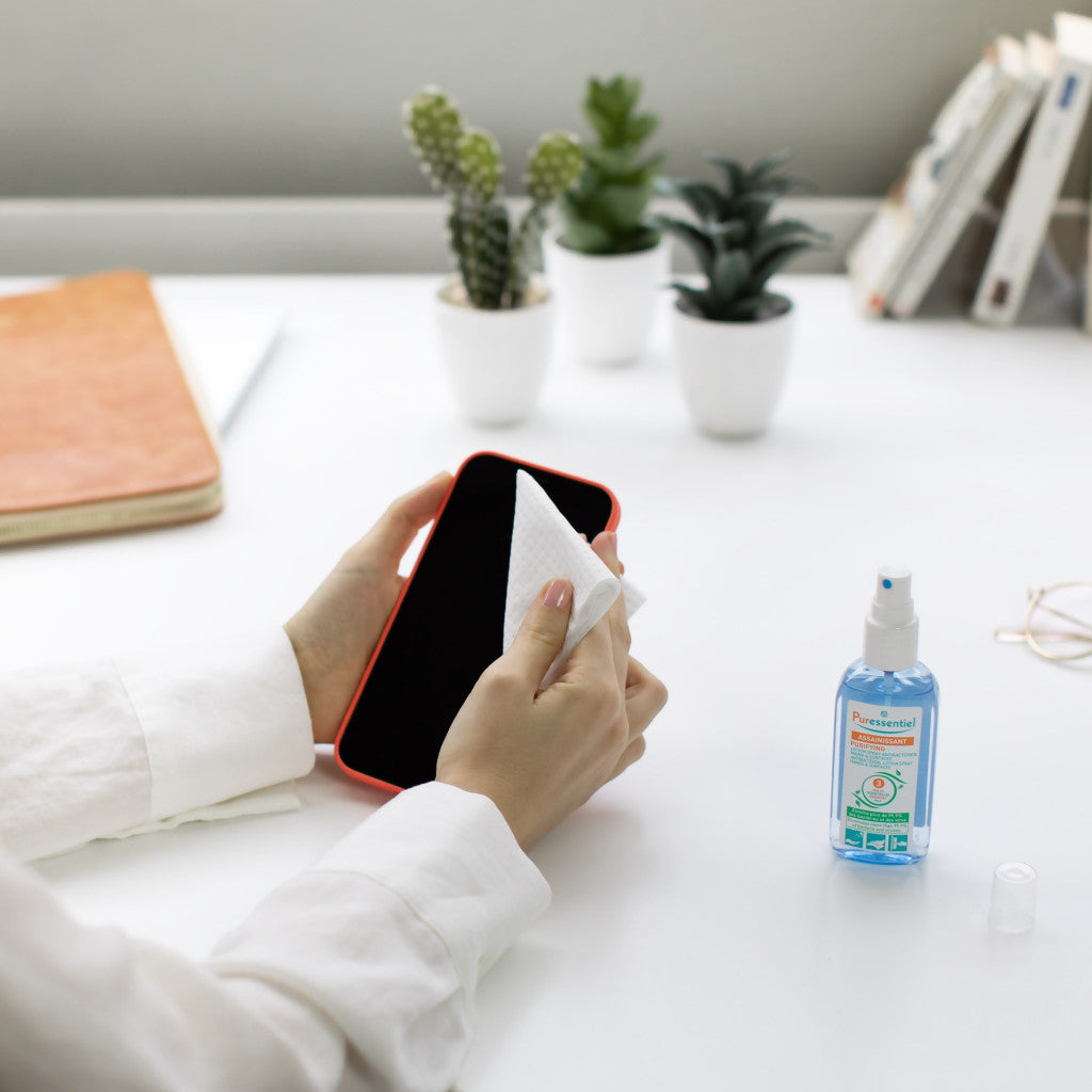 Puressentiel Purifying Antibacterial Lotion Spray Hands & Surfaces with 3 Essential Oils 80ml