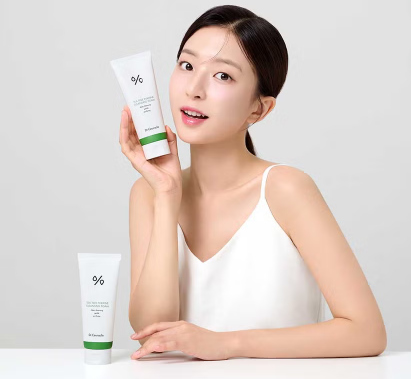Dr. Ceuracle Tea Tree Purifine 30 Facial Cleansing Foam 150g