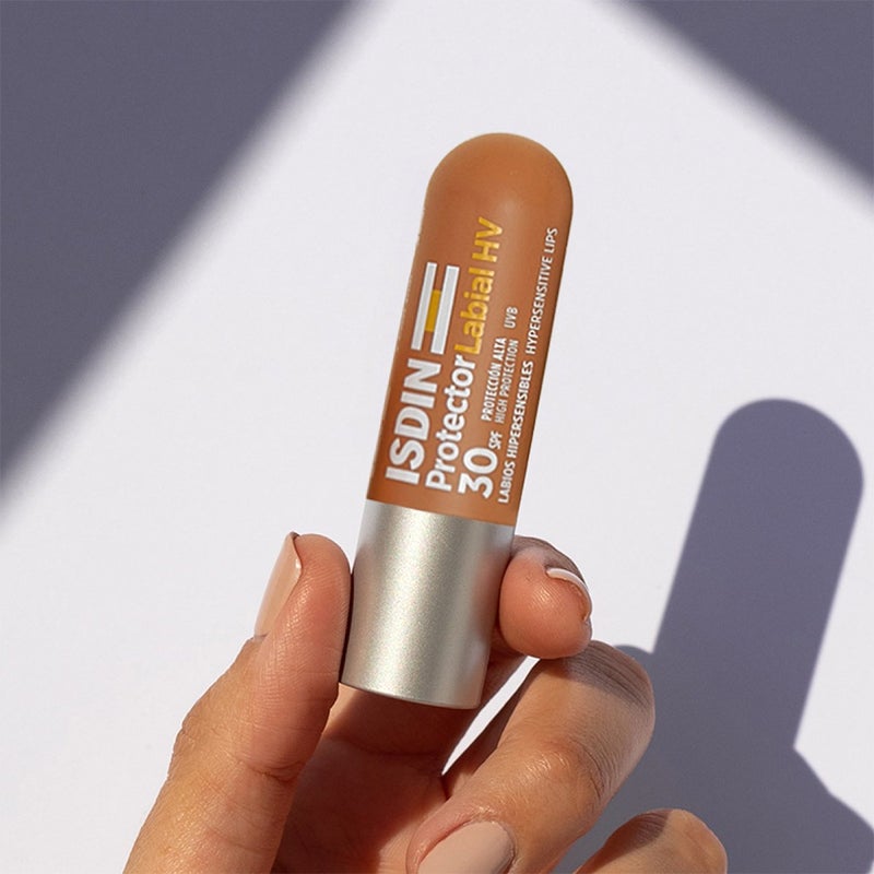 مرطب شفاه Isdin Protector Labial HV 4 جرام